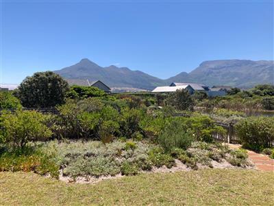 3 Bedroom Property for Sale in Lake Michelle Western Cape